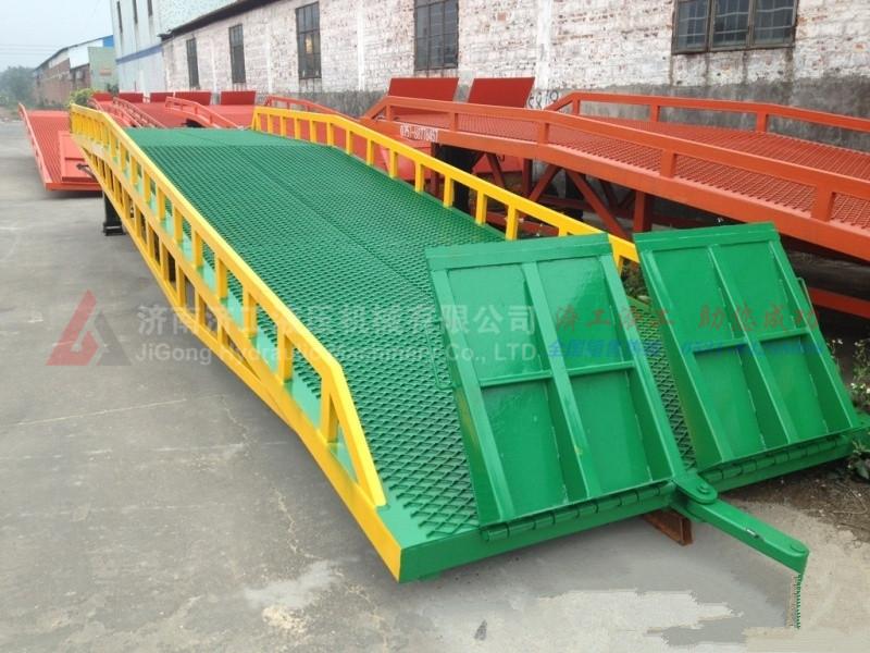 移動式登車橋，移動式液壓登車橋